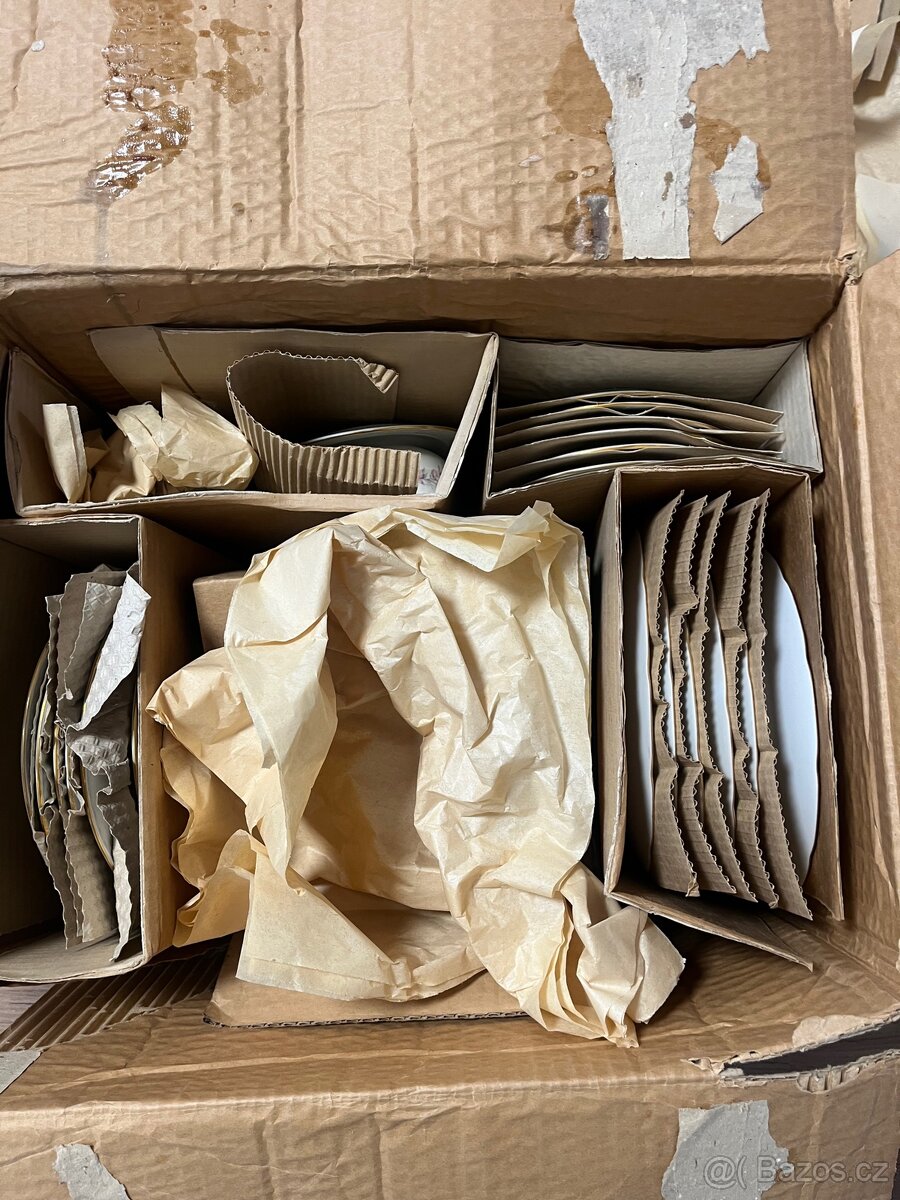 Jídelní souprava - 4