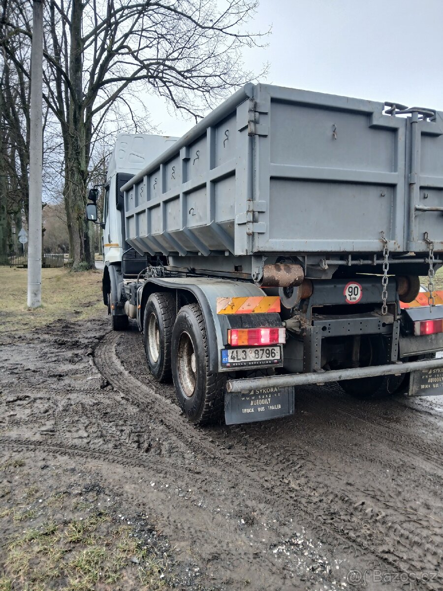 Renault nosič kontejnerů 6x4 450hp - 4