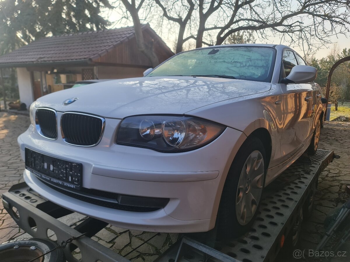 BMW 118d, 105kW, 8/2011, 5 dveří - 4