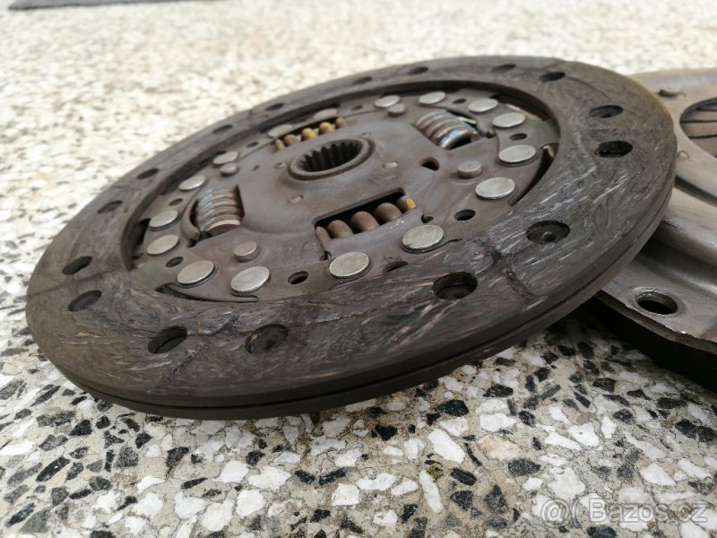 Škoda Felicia 1,6 MPi - spojka - 4