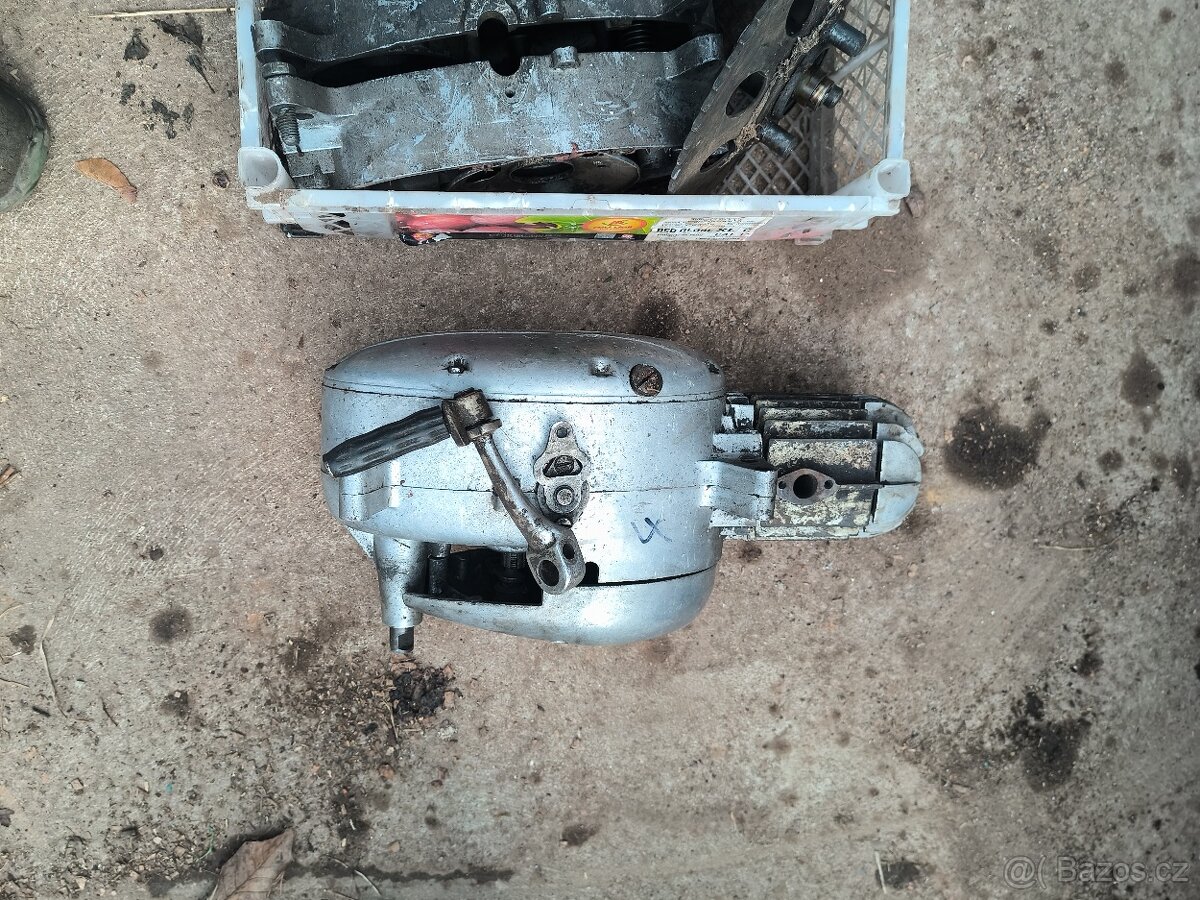 Jawa 555 pionýr + díly - 4