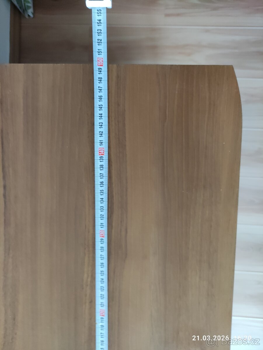 Kancelářský stůl - 4