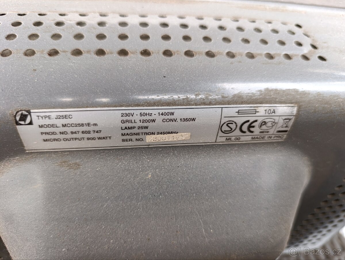 Multifunkční trouba AEG - 4