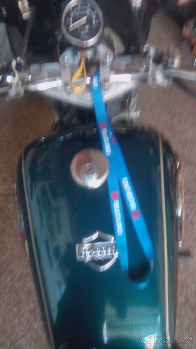 Suzuki GZ 125 - 4