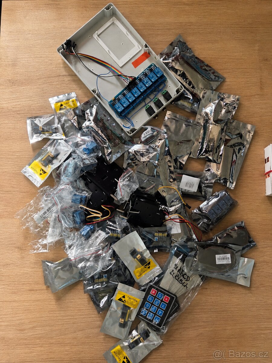 Chytrý box na balíky pro dům / kurýry – prototyp Bytbox - 4