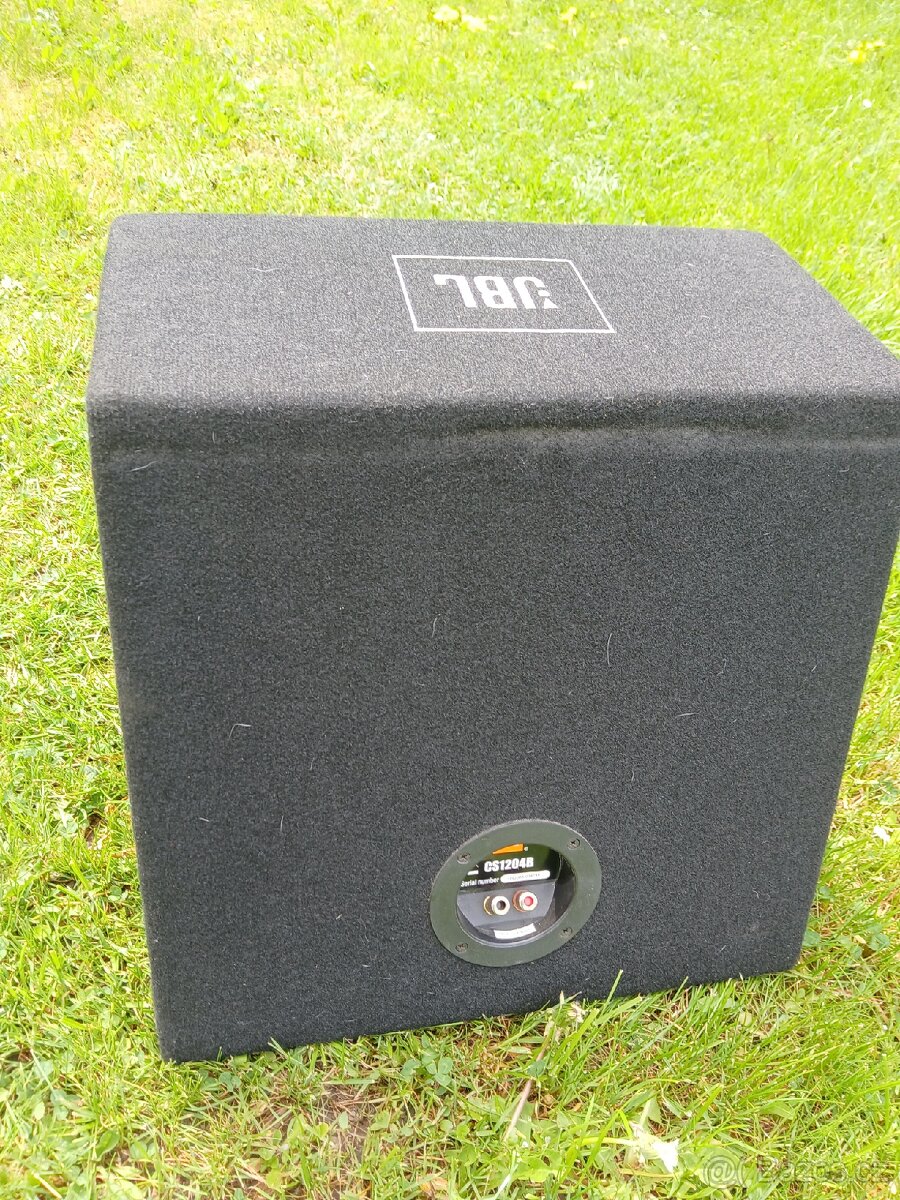 Basový reproduktor do auta JBL - 4