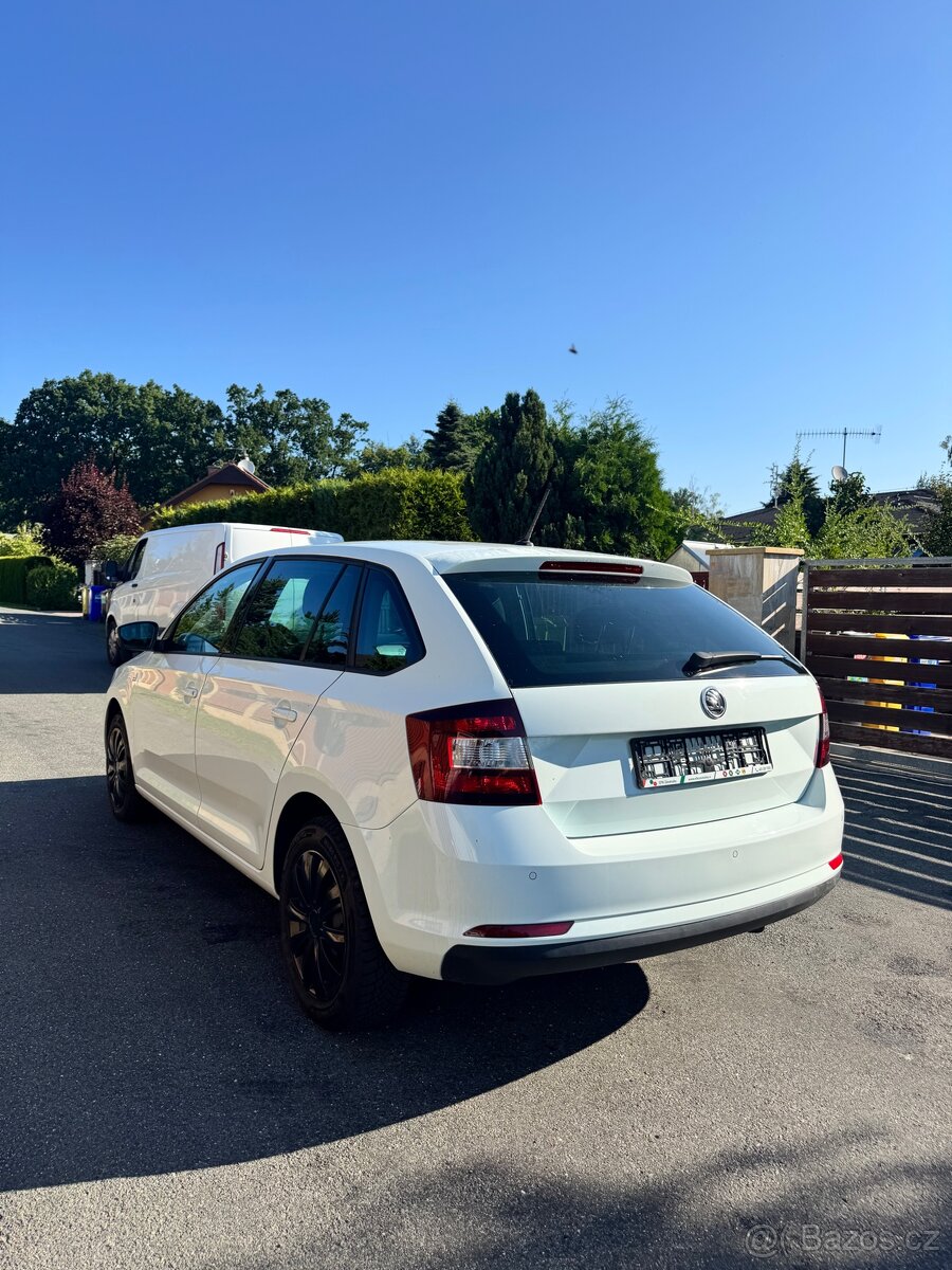 Škoda Rapid Spaceback 1.0 TSI 2017 - 4