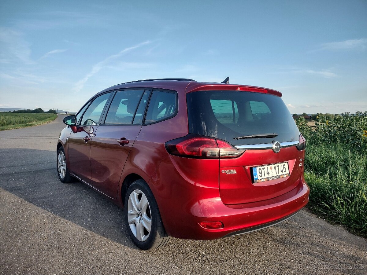 Opel Zafira Tourer - 4