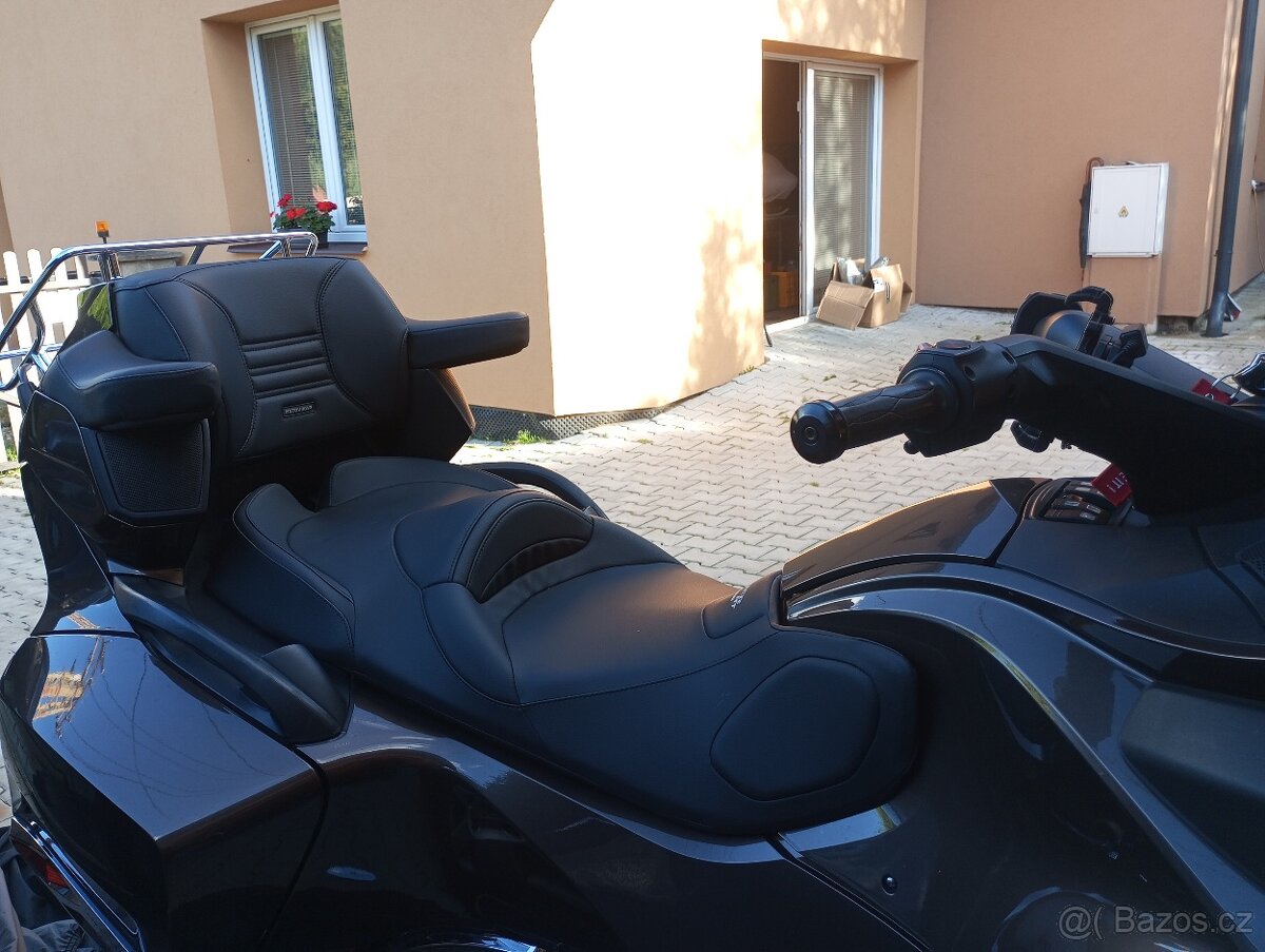 Can am Spyder RT - 4