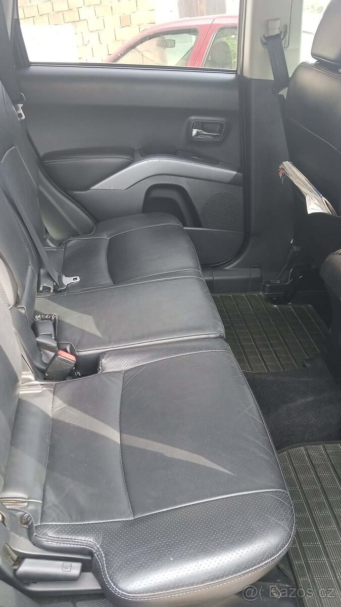 Peugeot 4007 - 4