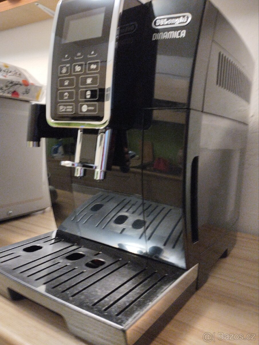 Kávovar DeLonghi Dinamica - 4