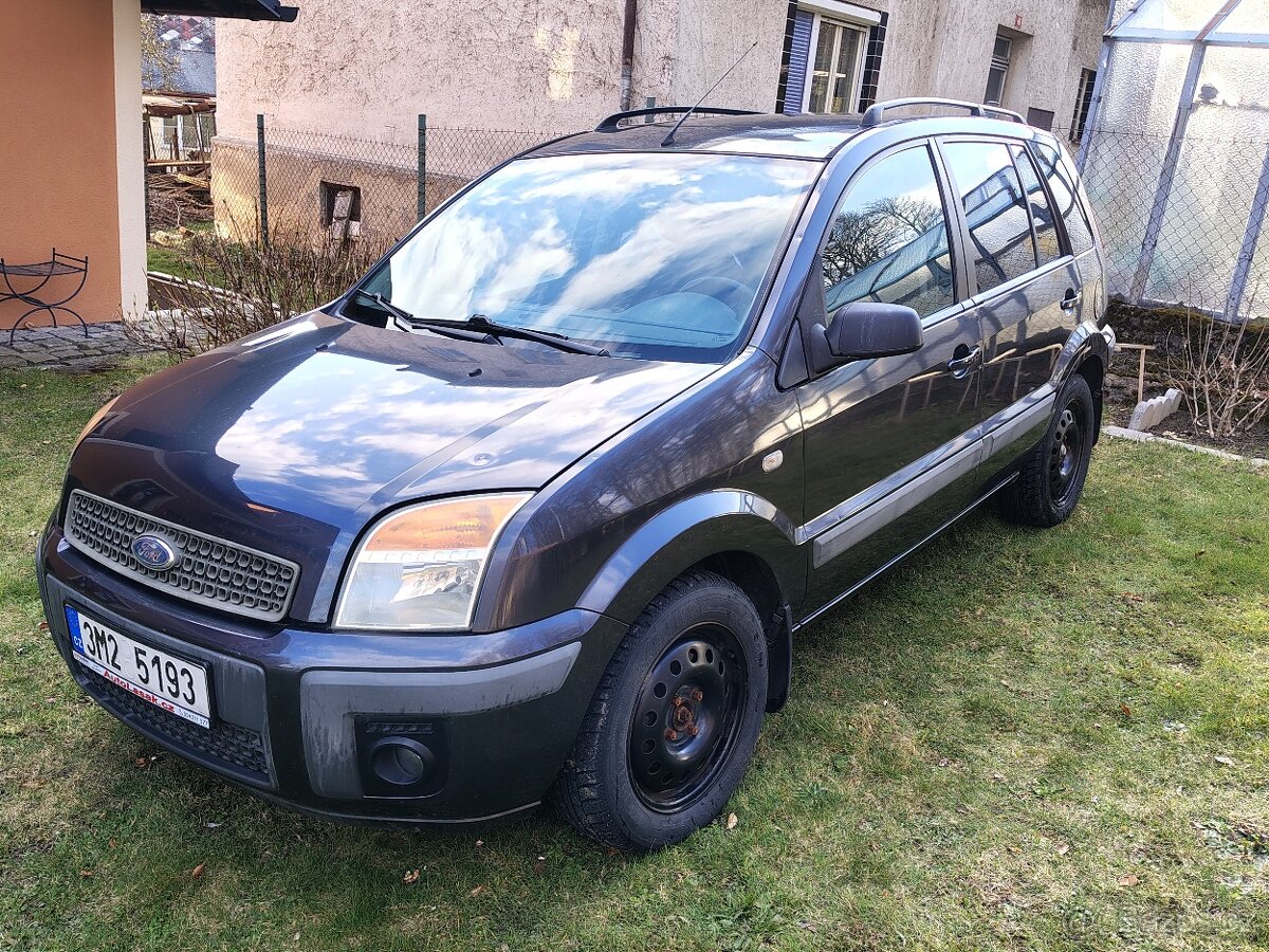 Ford Fusion 1.4 - 4