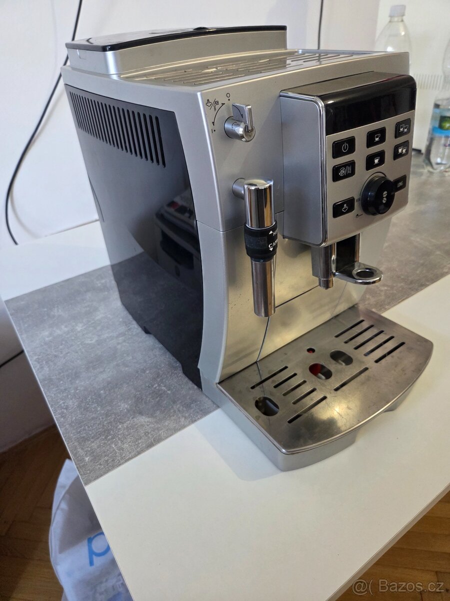 DeLonghi kávovar - 4