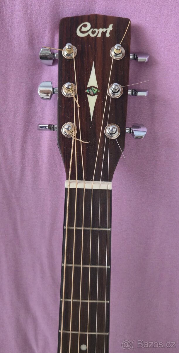 elektroakustická kytara Cort - 4