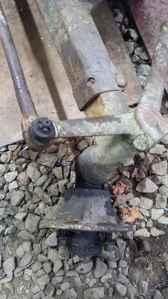 Zetor 25A-přední náprava - 4