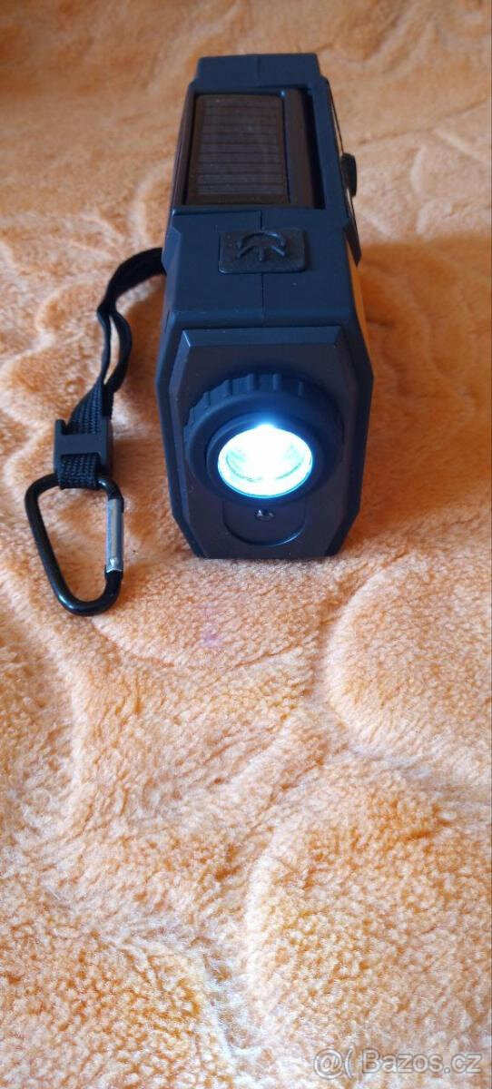 Multifunkční solární nouzové rádio - 4