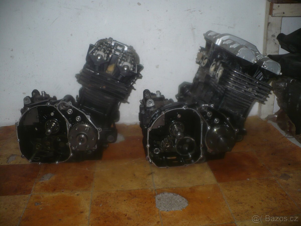 Yamaha FZS 600 Fazer r. 98-02-díly ze dvou motorek - 4