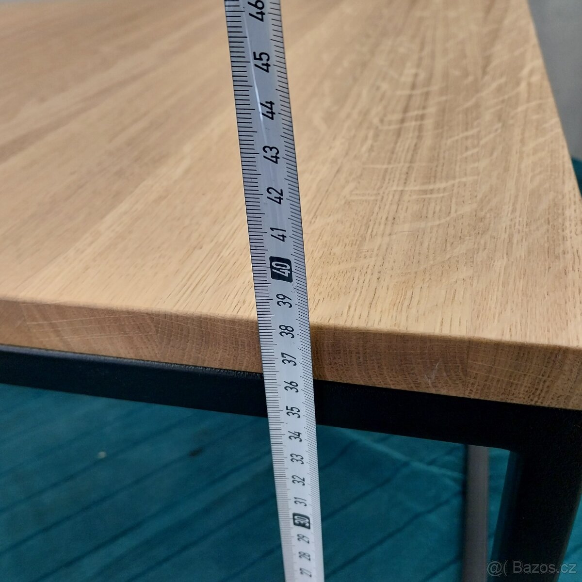 Konferenční stolek 70x70cm, dub masiv - 4