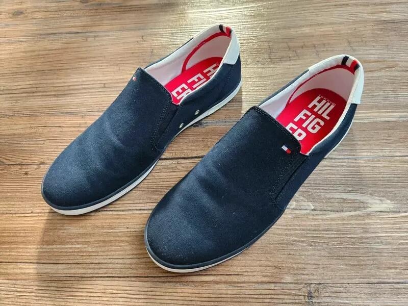 Tmavě modré slip on boty sneakers Tommy Hilfiger velikost 43 - 4