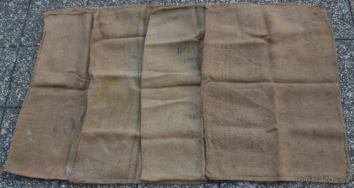 4 velké pytle (žoky) z juty cca 67 až 74 x 107 cm - 4