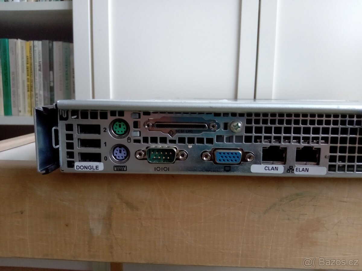 Starý retro server do racku - Pentium 4 Nortel CallPilot CP - 4