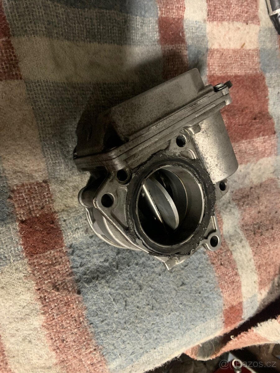 Škrtící klapka 1.9tdi 2.0tdi 03g128063cv120 - 4