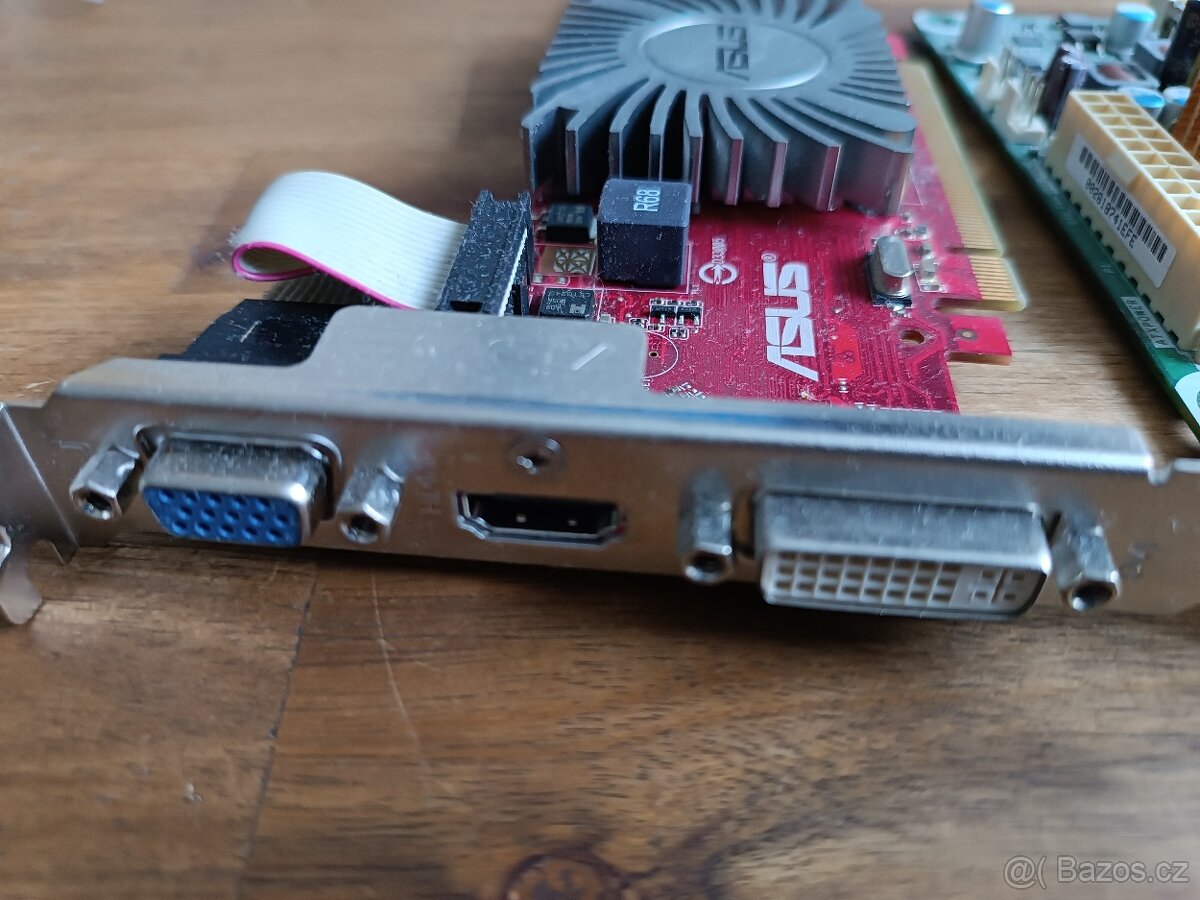 Intel Atom 330 CPU, 4GB DDR2 RAM, AMD Radeon HD + zdroj - 4