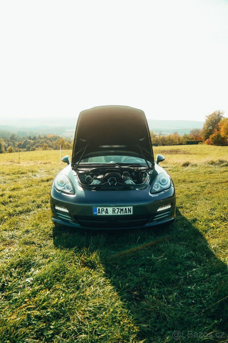 PORSCHE PANAMERA 4S 400HP V8 - 4