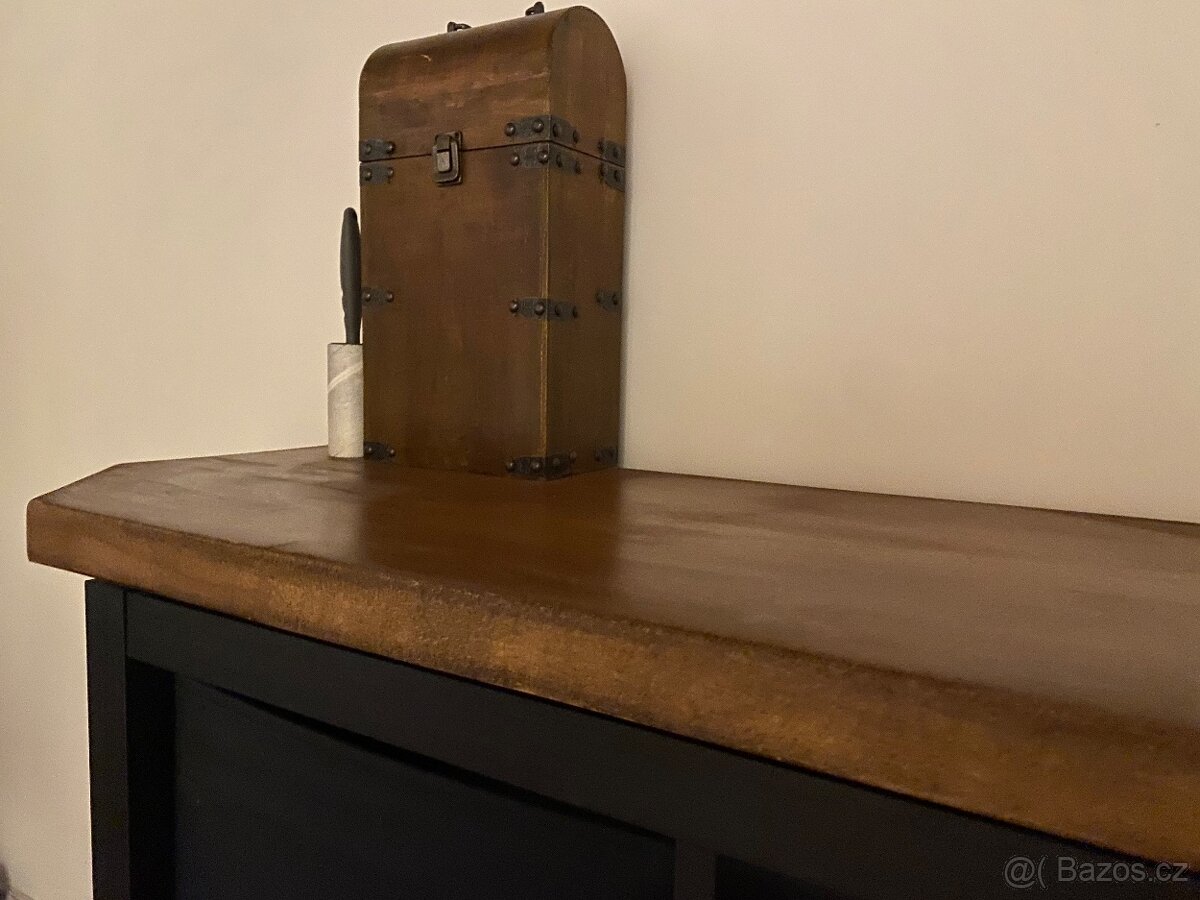 IKEA KALLAX s deskou - 4