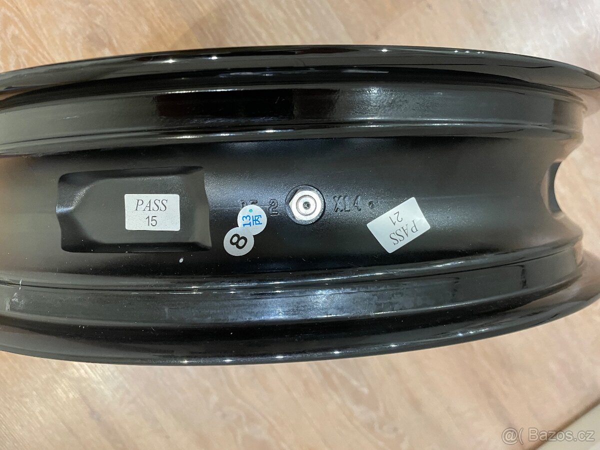 Přední ráfek Ducati Diavel - 4