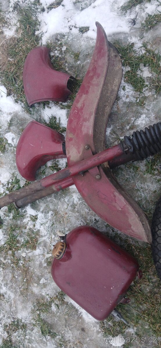 Jawa 555 pionyr -dily - 4