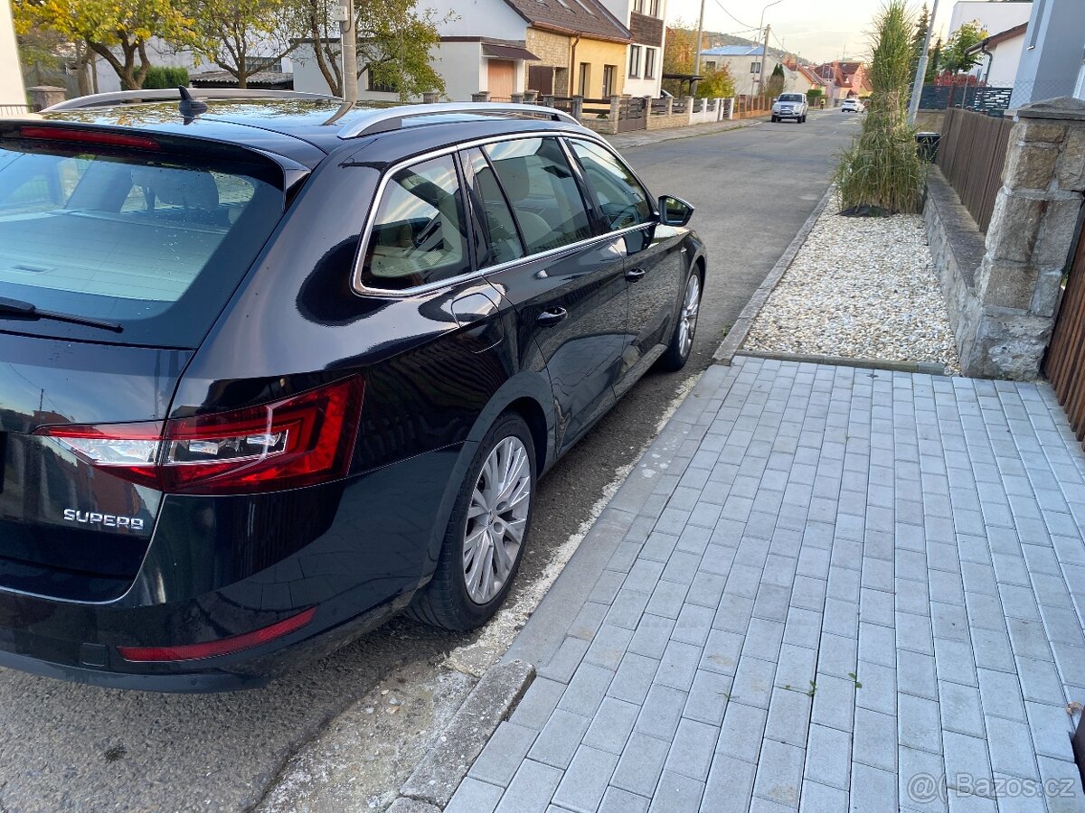 Škoda Superb L&K 2.0 tdi140kw - 4