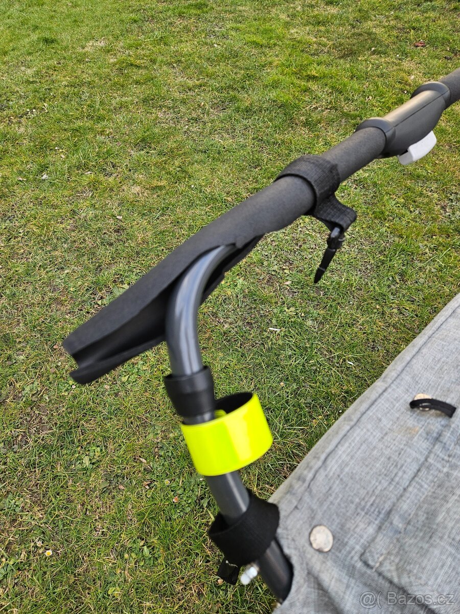 Kočárek pro dvojčata - 4