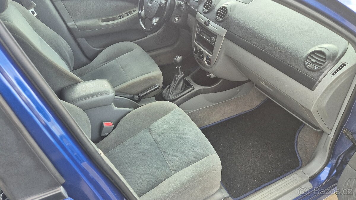 Chevrolet Lacetti - 4
