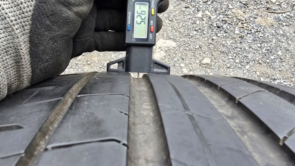 Letní pneumatika 275/35/19 Pirelli - 4