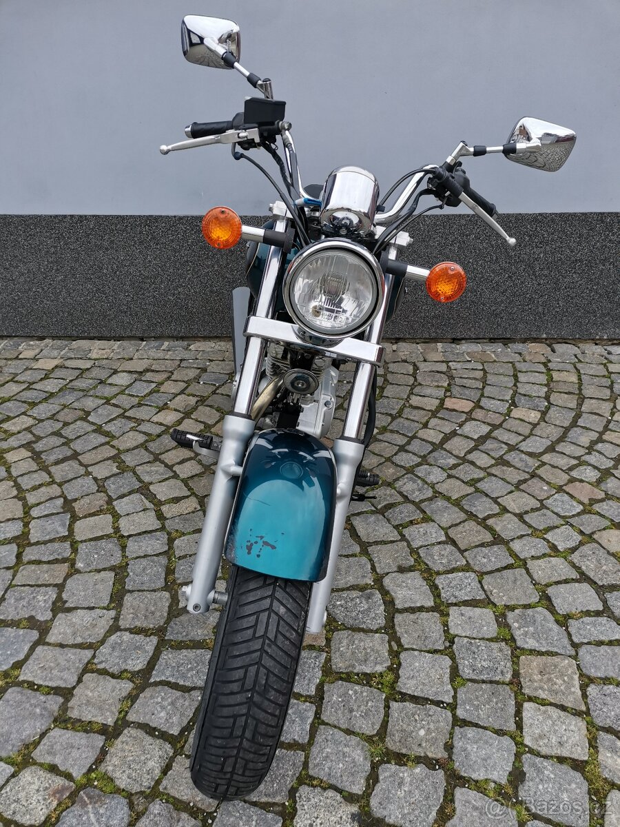 SUZUKI MARAUDER 125 2001 - 4
