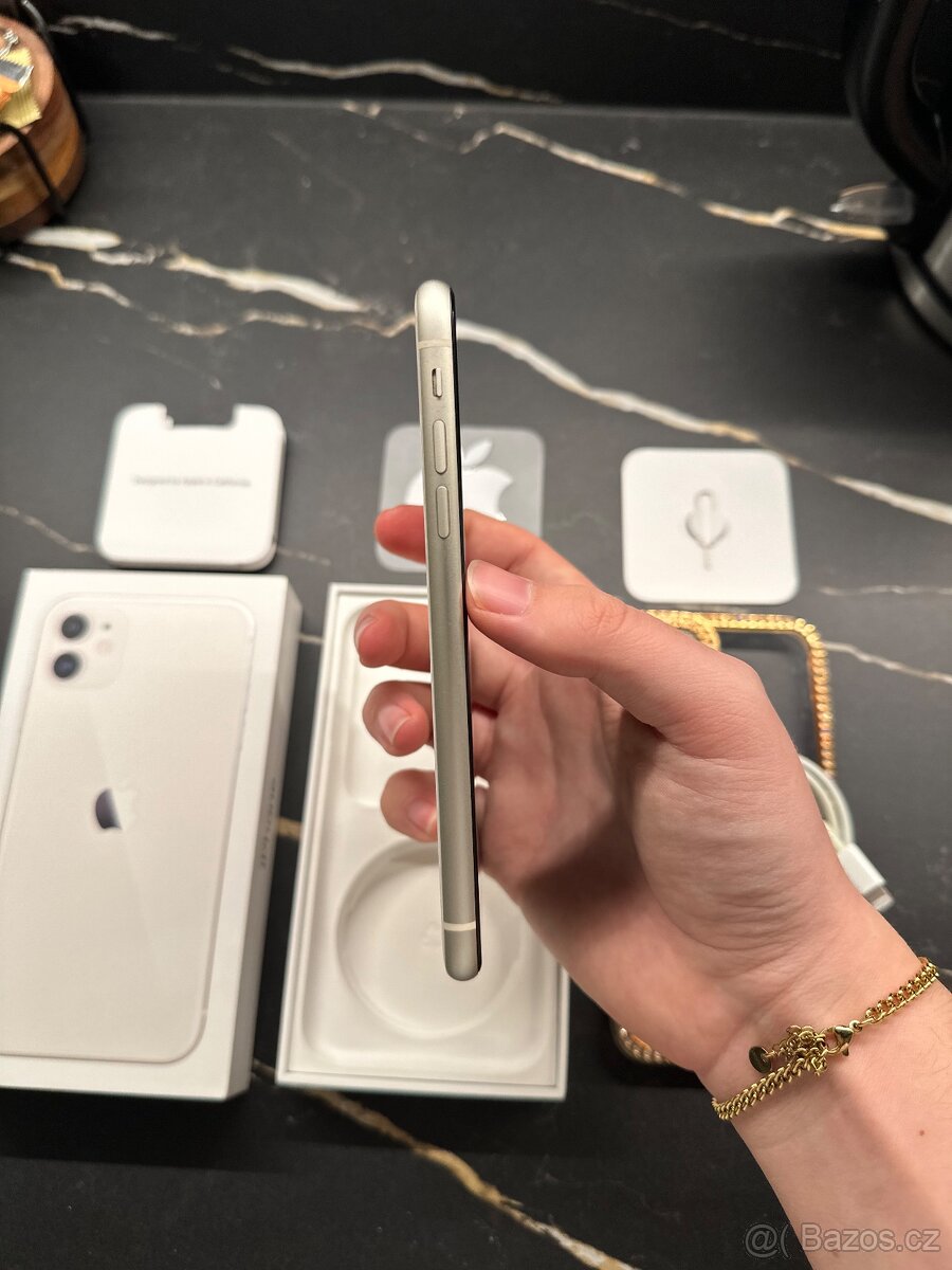 iPhone 11 64gb + příslušenství - 4