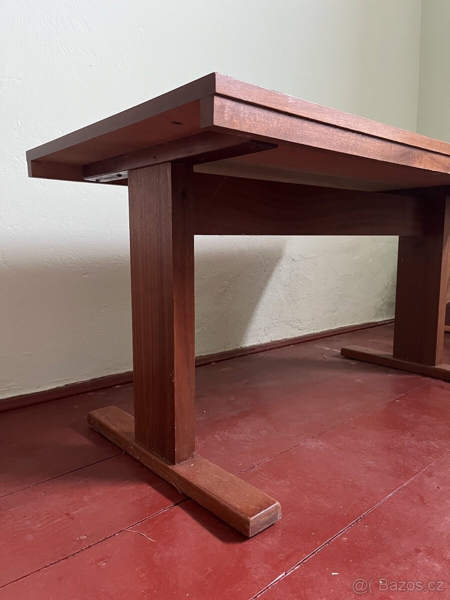 Konferenční stůl - 4