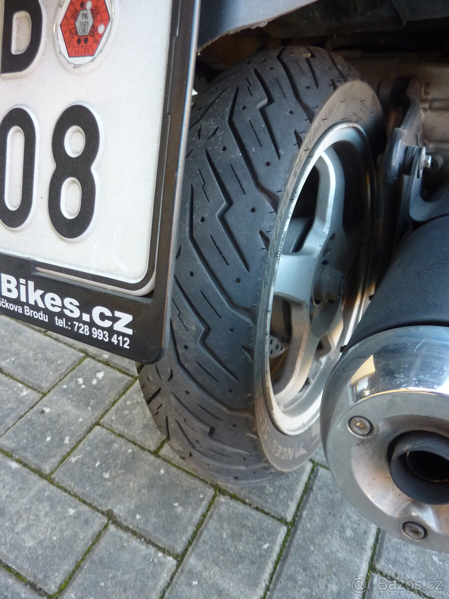 Suzuki burgman 400 r.v. 2004 - 4