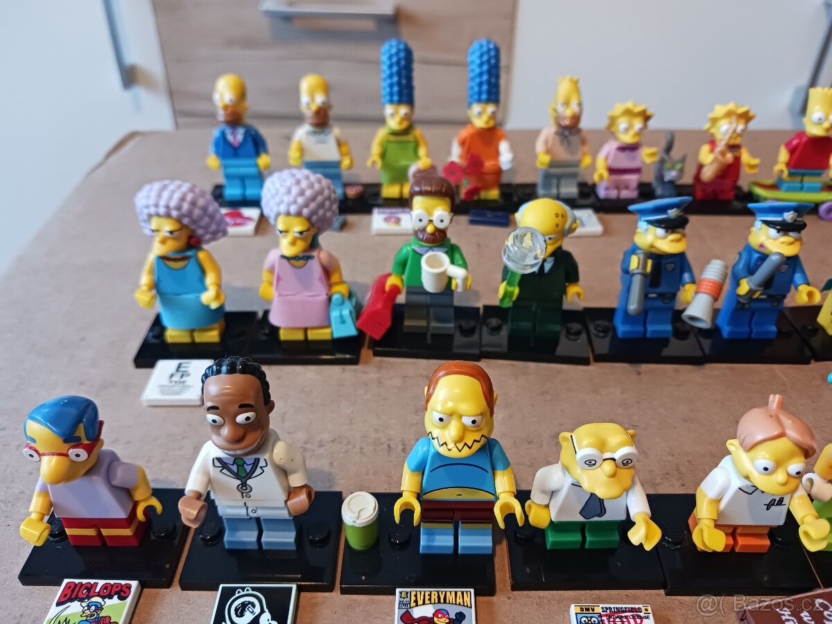 PRODÁM KOMPLETNÍ 1. I 2. SÉRII SIMPSONOVI - 4