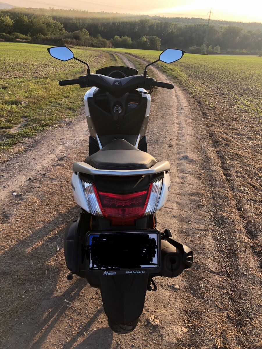 Prodám Yamaha Nmax 125 - 4