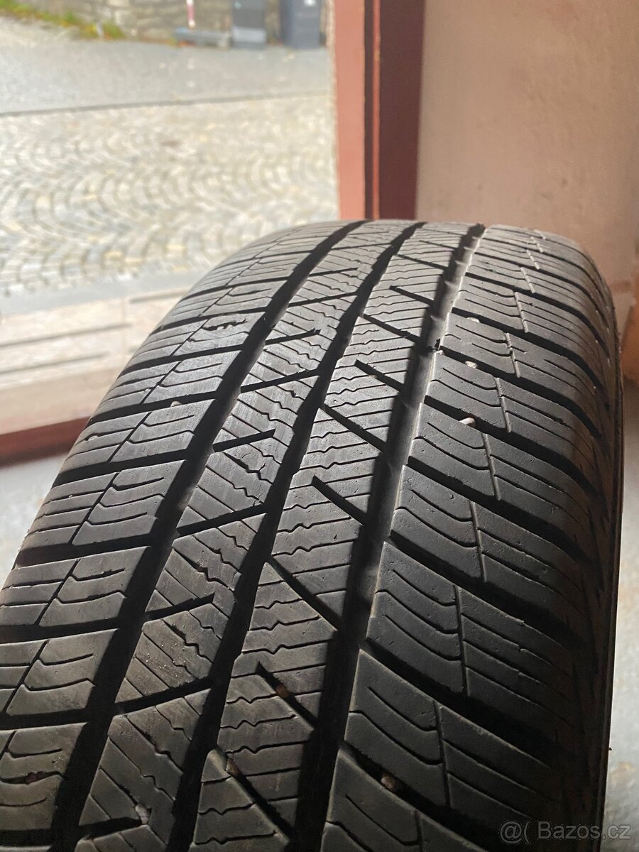 Barum polaris 195/60 R16 89H - 4