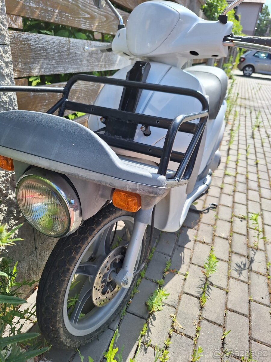 Piaggio nepojízdný - 4