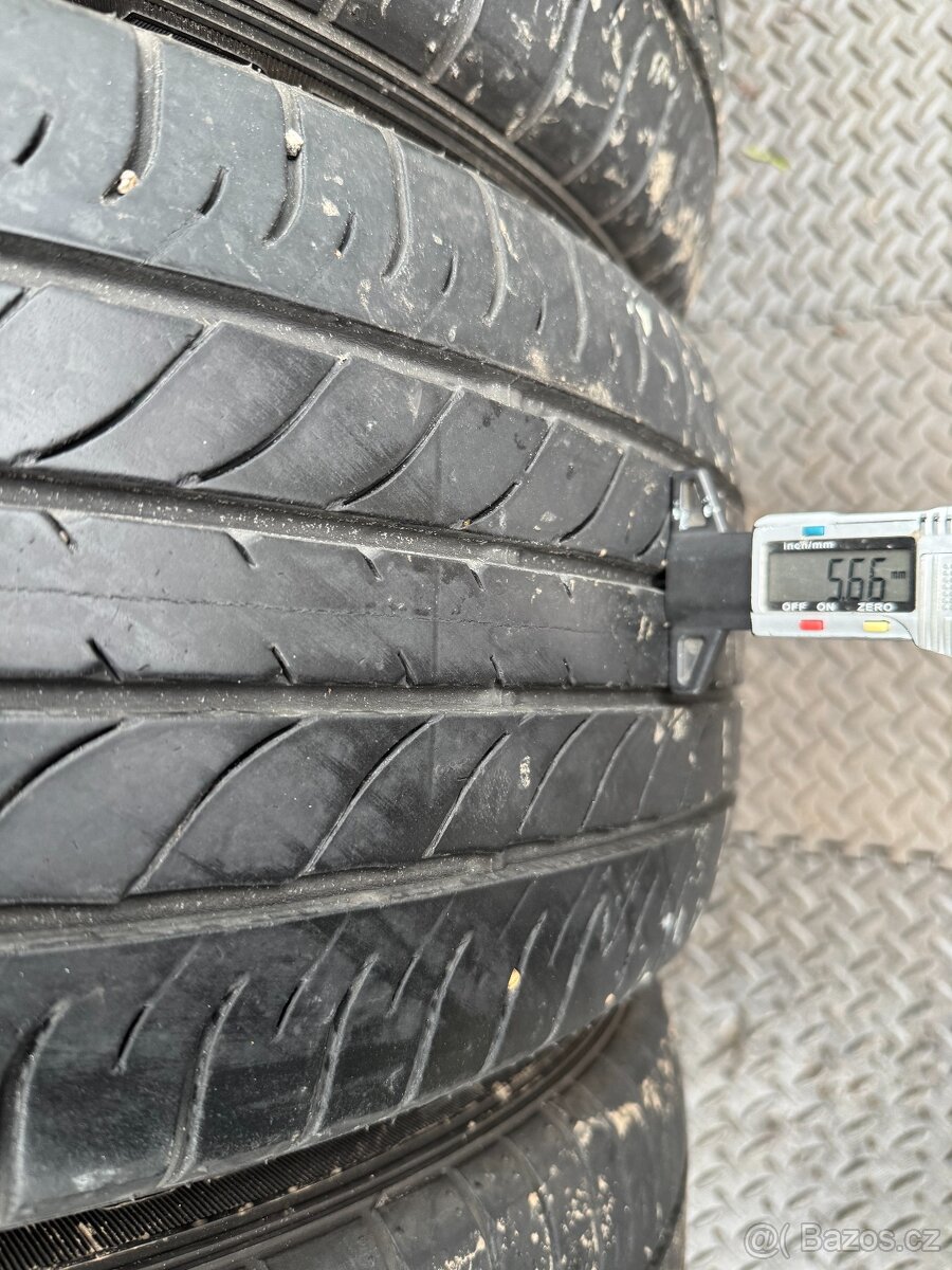 235/55/20 - Dunlop letní sada pneu - 4