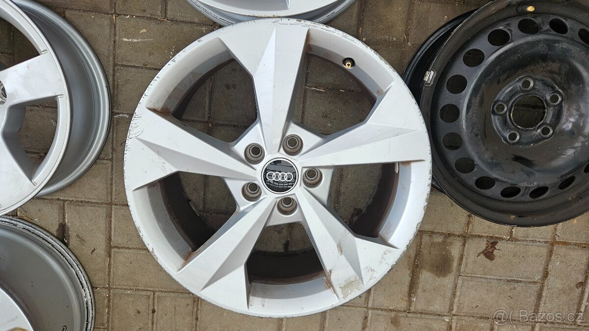 Sada Alu Disků 5x112 R18 Audi A3 - 4