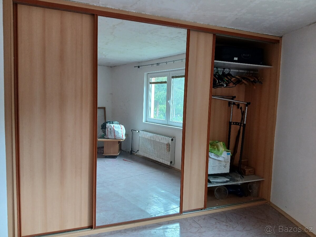 Vestavěná skříň - 4