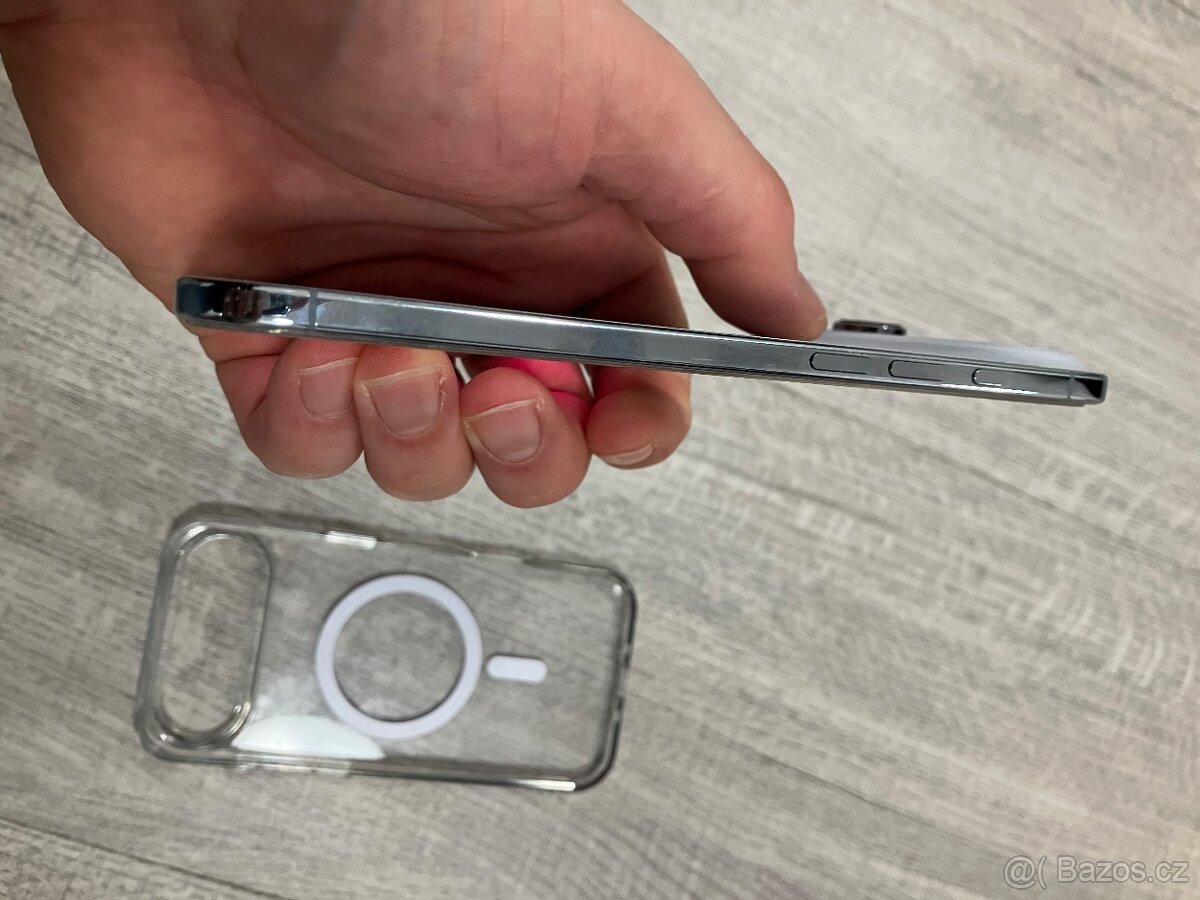 IPhone Air, 256 GB, bílá barva - 4