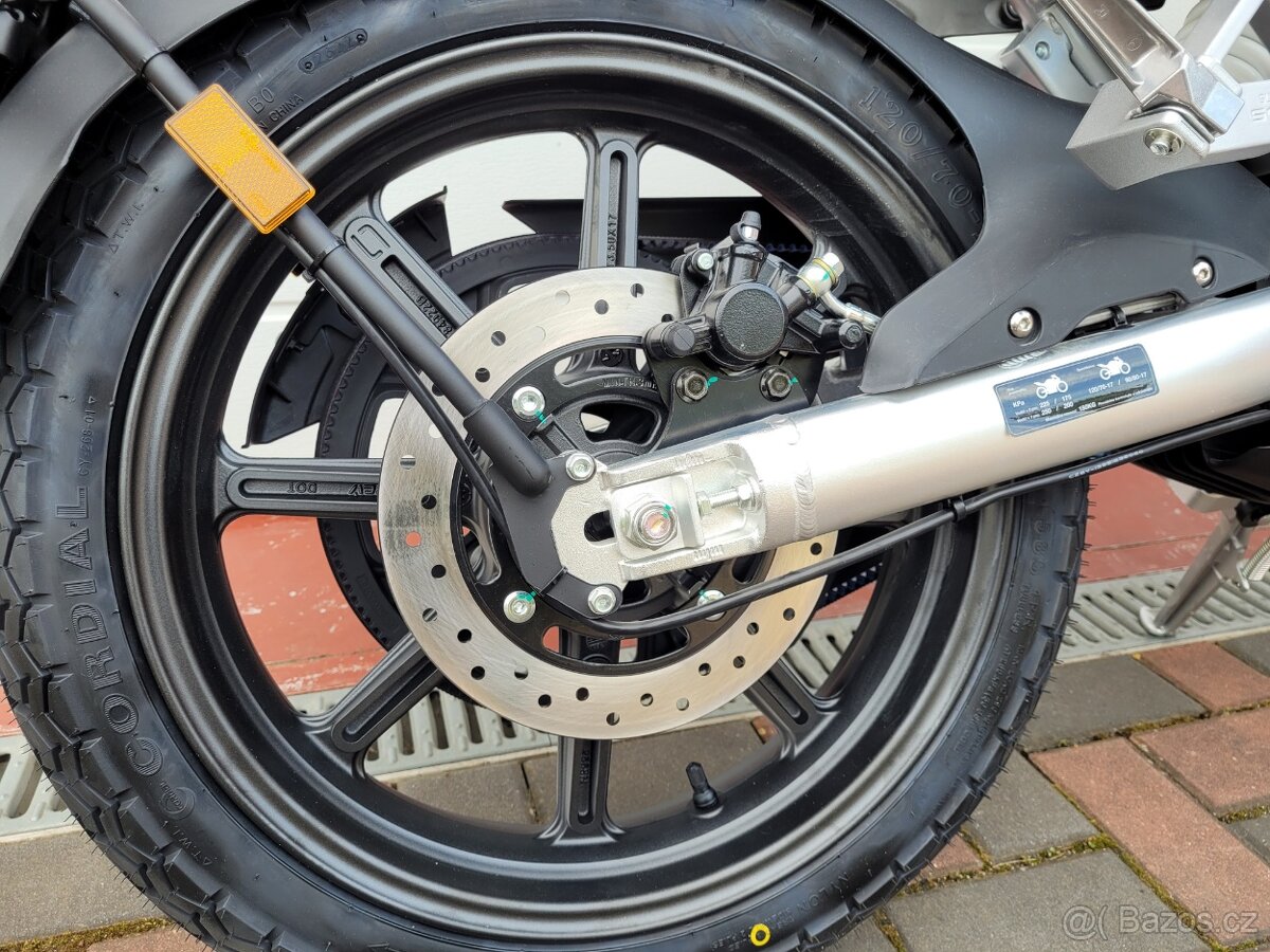 Elektrický motocykl Super Soco TC max - 110 km/h - 4