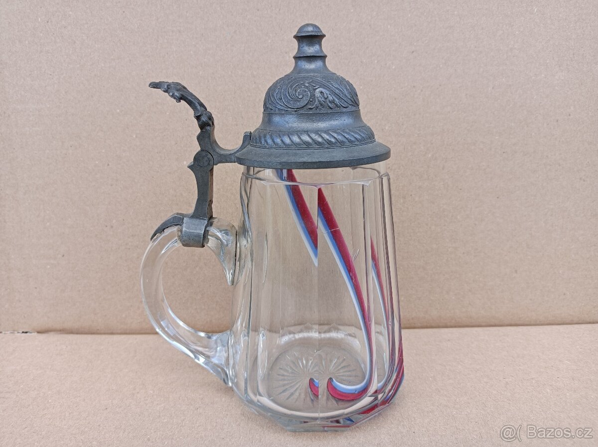 Nádherny a velmi starý krygl z 1 republiky se zalitou trikol - 4