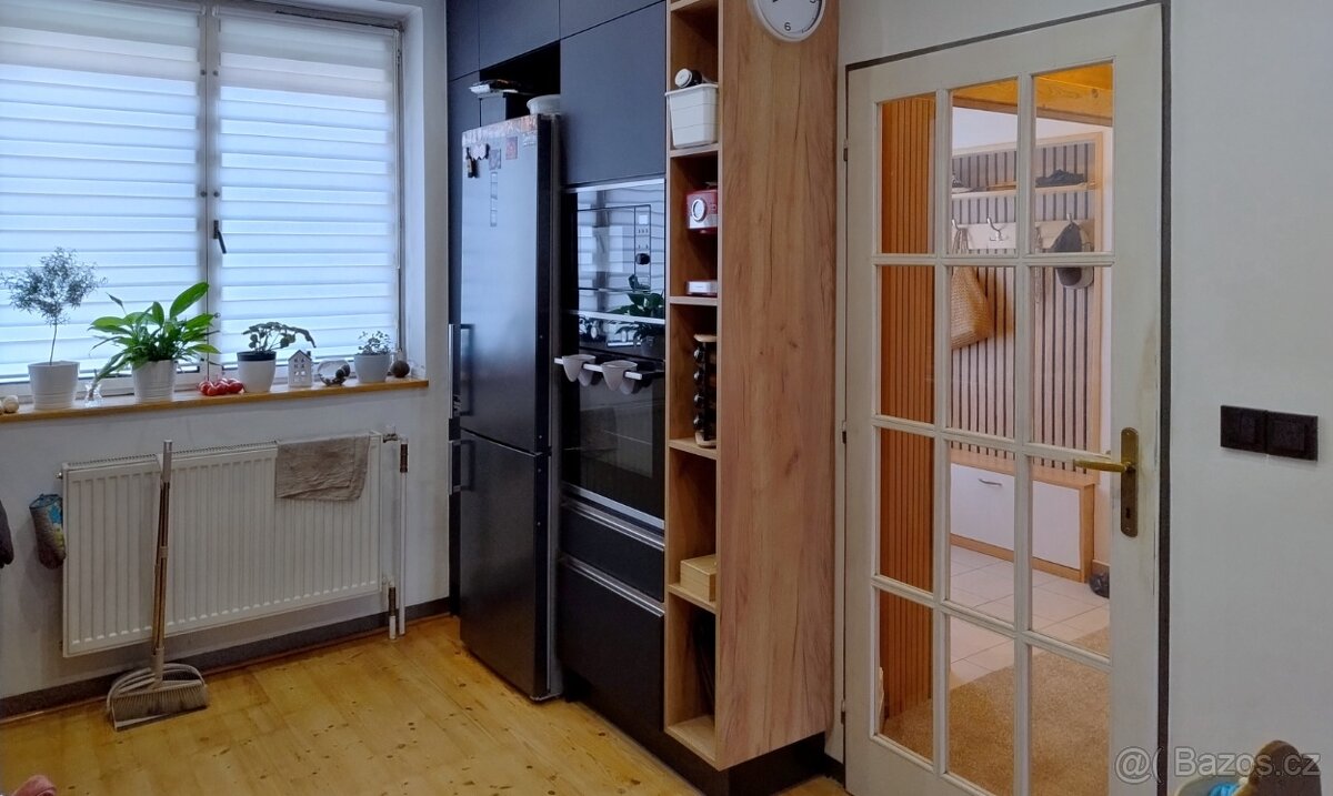 Prodám dveře 80L 3/3 + 80P 2/3, 60L plné bílé - 4